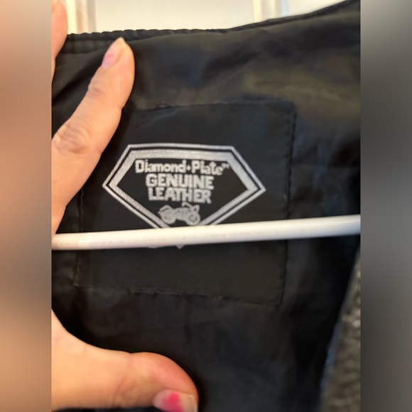 Vintage Diamond Plate Buffalo Leather
Motorcycle Vest Sz L Live to Ride Patch - Picture 4 of 11